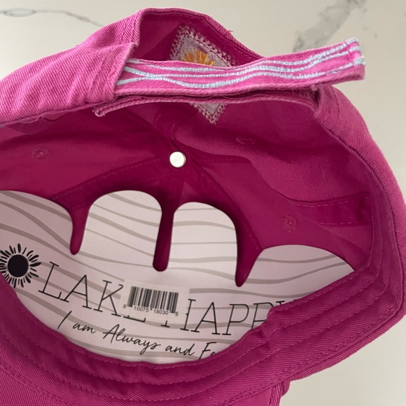 LAKE HAPPY Cap - Picture 11 of 11